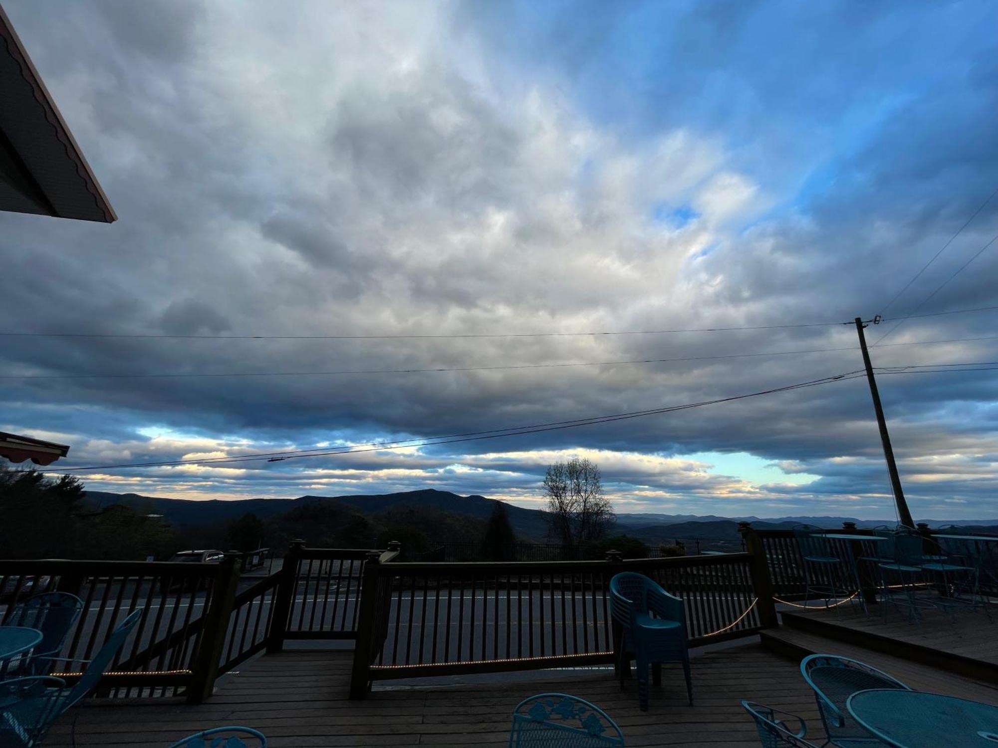 Skyline Village Inn Spruce Pine Εξωτερικό φωτογραφία