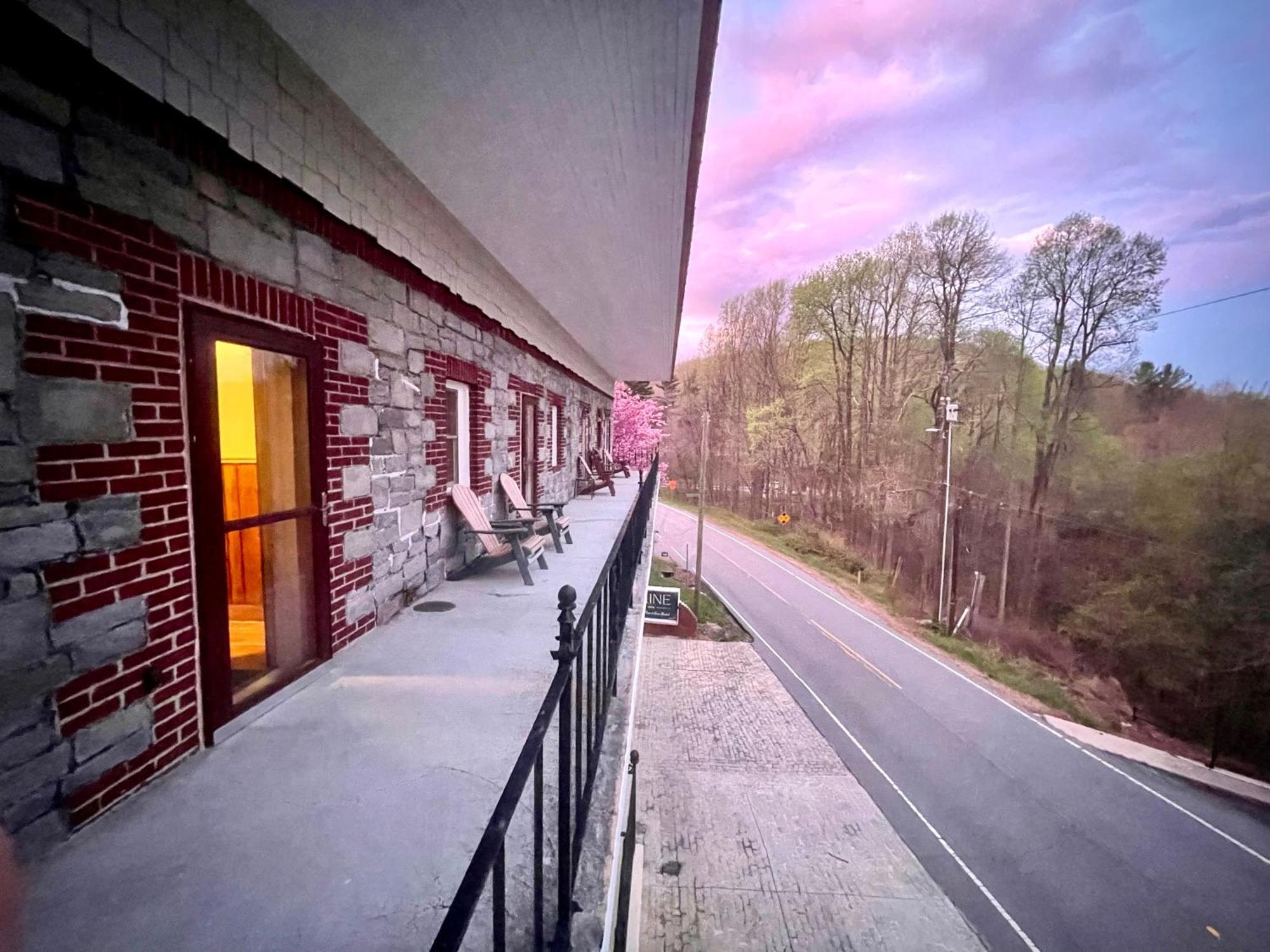 Skyline Village Inn Spruce Pine Εξωτερικό φωτογραφία